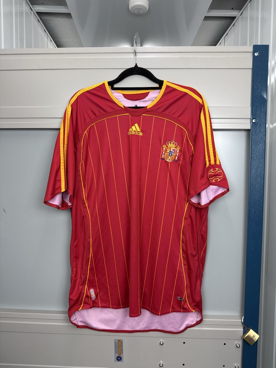 Adidas Canottiere & Pantaloni: Adidad Spain (2006) – Usato da Lausanne venduto da Unehistoiredesapes