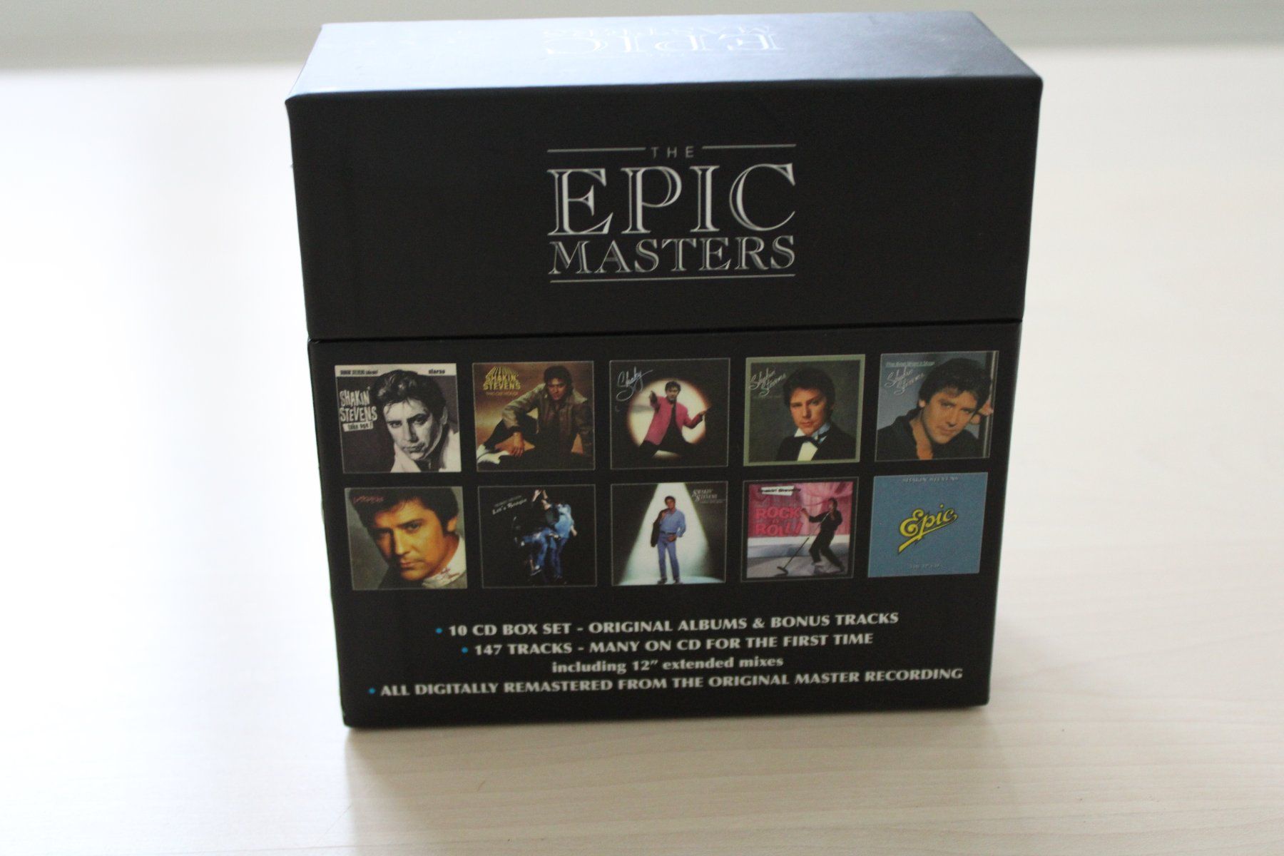 CD: Shakin`Stevens - The Epic Masters 10 Stück CD Box – Usato da Zürich venduto da adamhasler 1