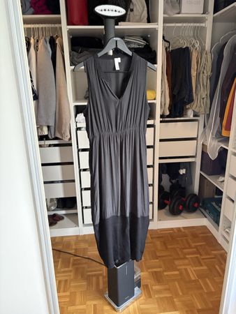 Robe sans manches noire état comme neuf