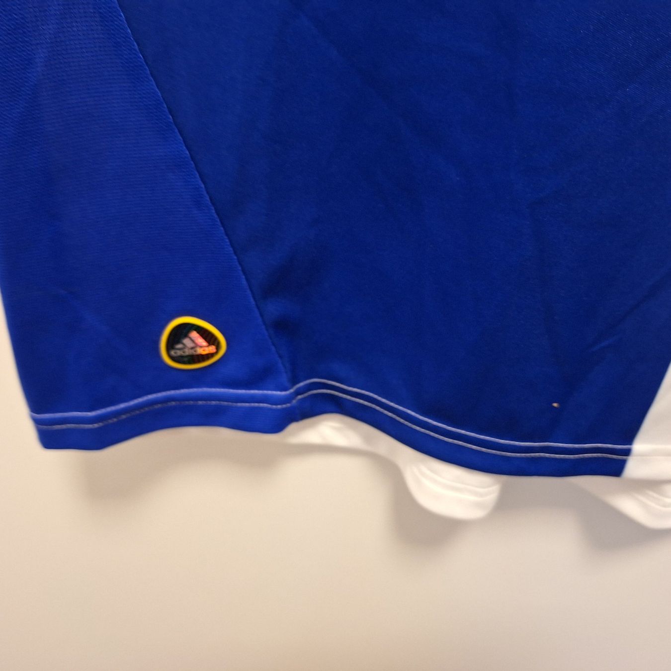 Canottiere & Pantaloni: Adidas Grasshoppers Vontobell M home – Usato da Bellinzona venduto da LA-ropa-de-Juan 4