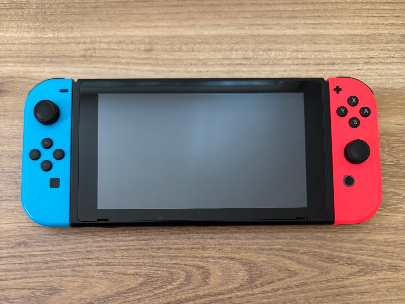 Nintendo Konsolen: Nintendo Switch Orginal - Patchbar – Gebraucht aus Uster von timroth 1