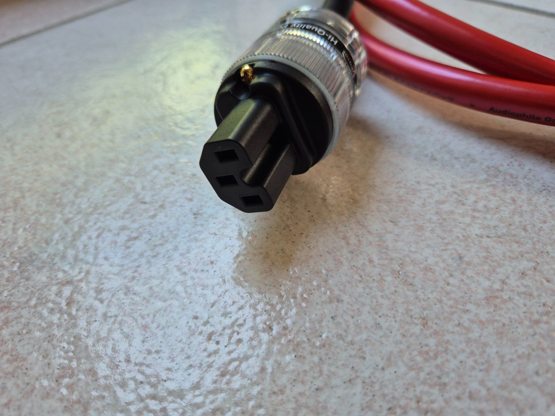 Isotek Cavi: Isotek EVO3 Optimum Netzkabel Sonderangebot – Usato da Beringen venduto da 2015ursh 5