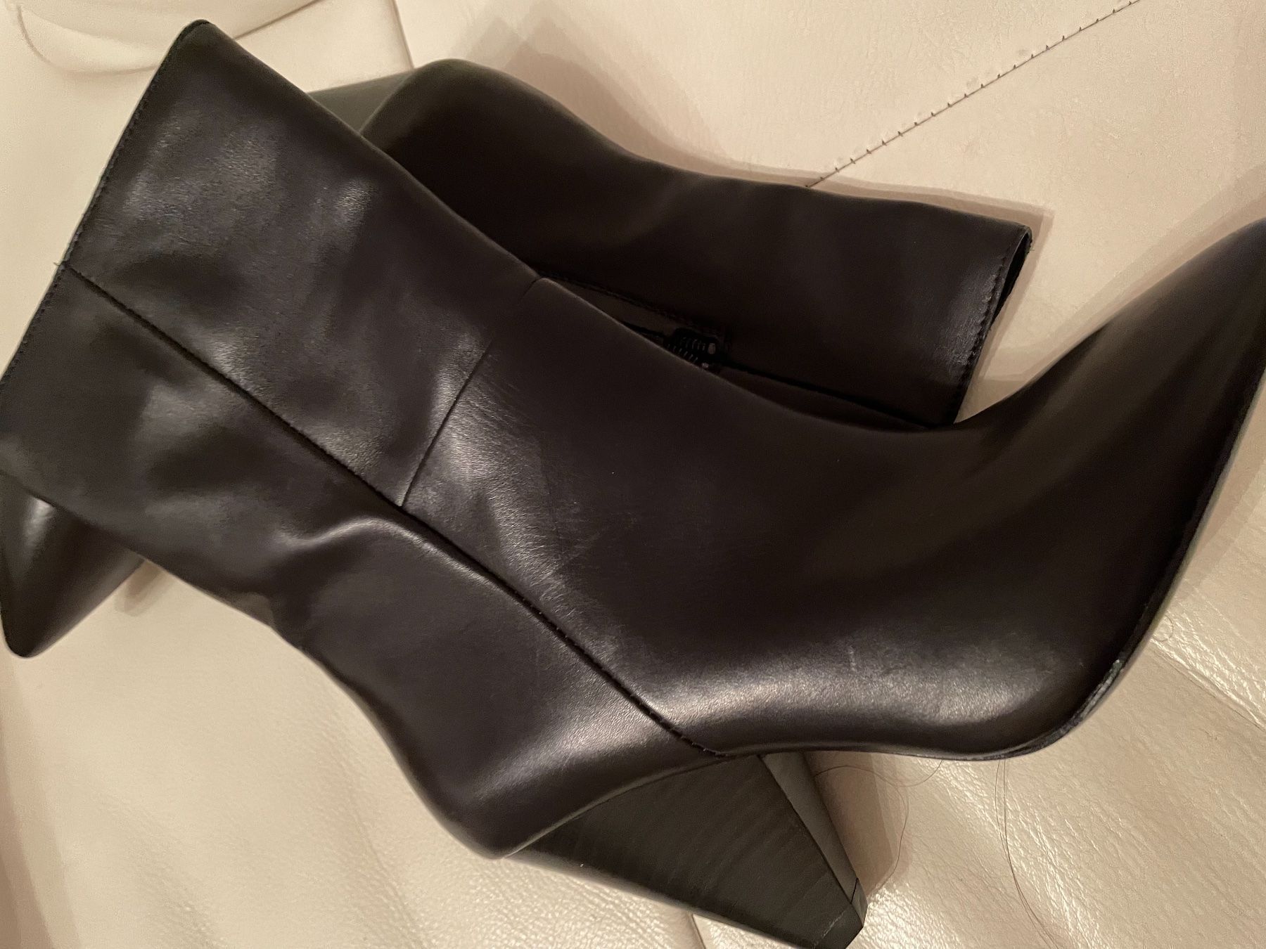 Ash Damenschuhe: Ash – Neu und originalverpackt aus Pully von Kalissa 1