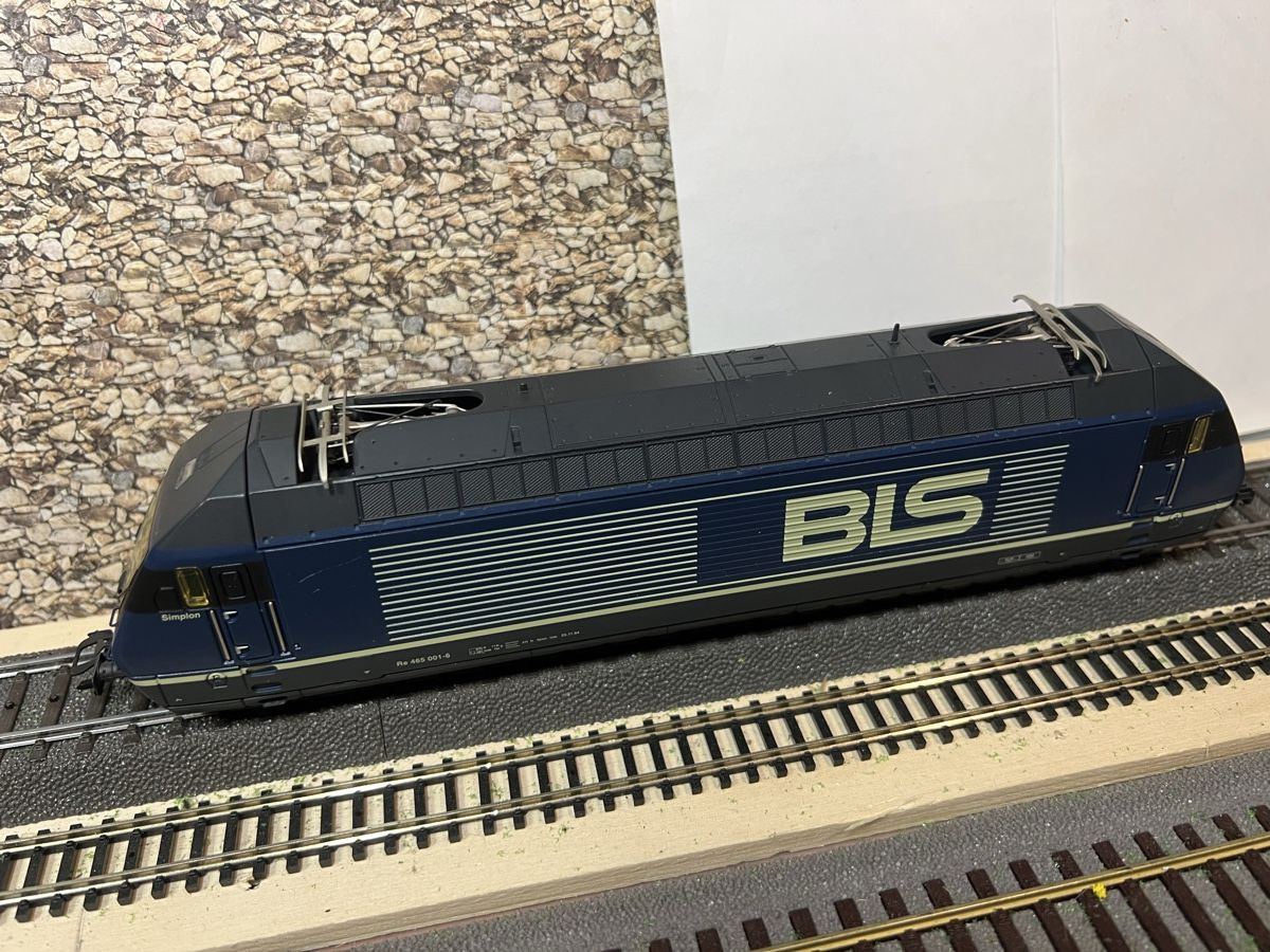 Märklin Modelleisenbahnen: Märklin BLS Lok 465 – Gebraucht aus Dübendorf von Troggy 3