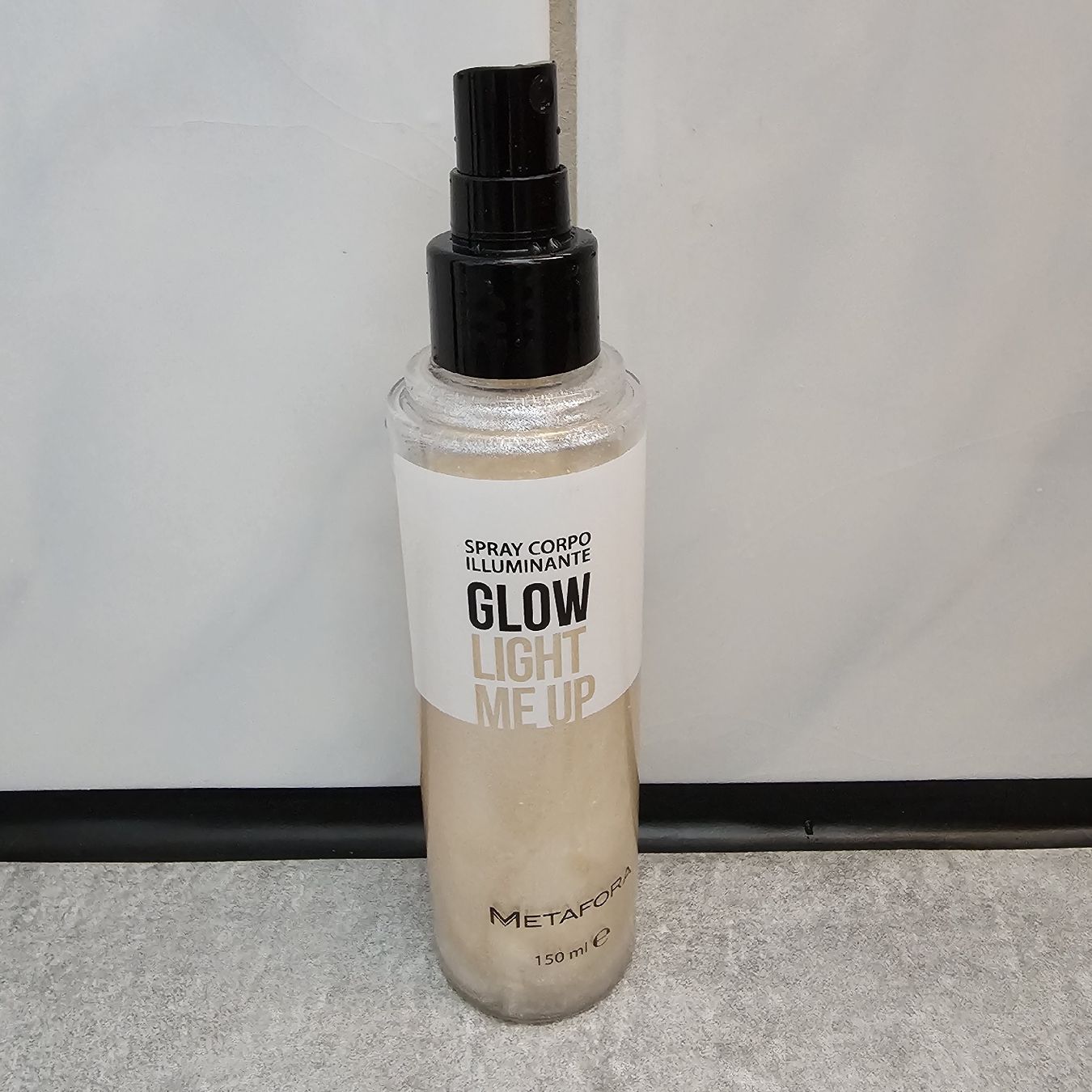 Autres soins du corps: Bodyspray Glow Light Me Up 150 ml – Neuf (Voir description) à Horw par BPi.