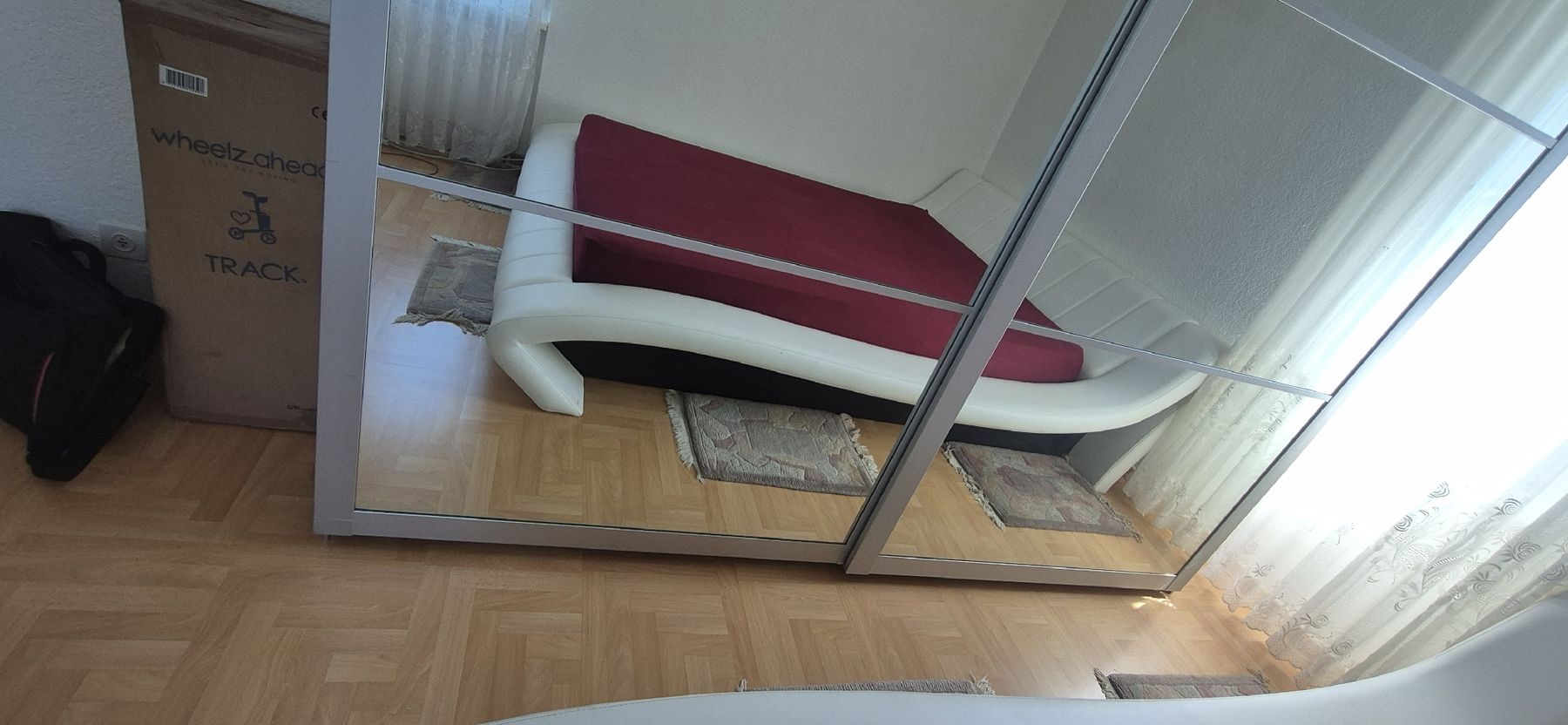 Betten: Bett aus Kunstleder Weiss 160x200cm – Gebraucht aus Zürich von mar_7fc6 2