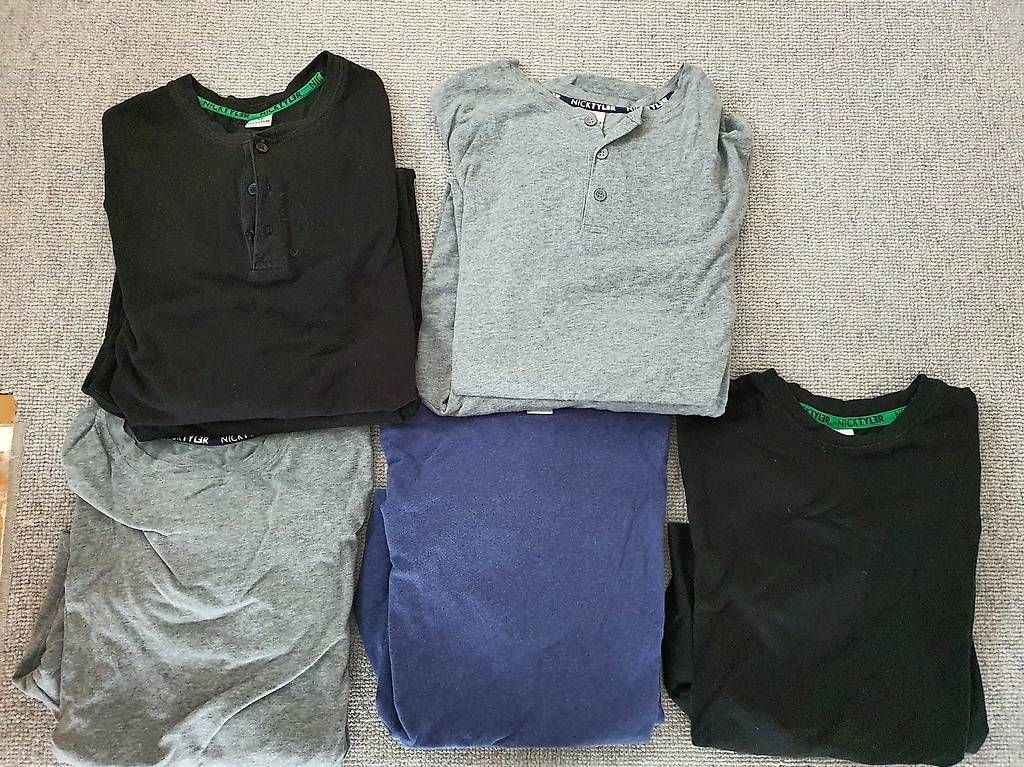 Pigiama & Simili: Pyjamas - lang und kurzam - Gr. xs – Usato da Schaan venduto da nekuwi