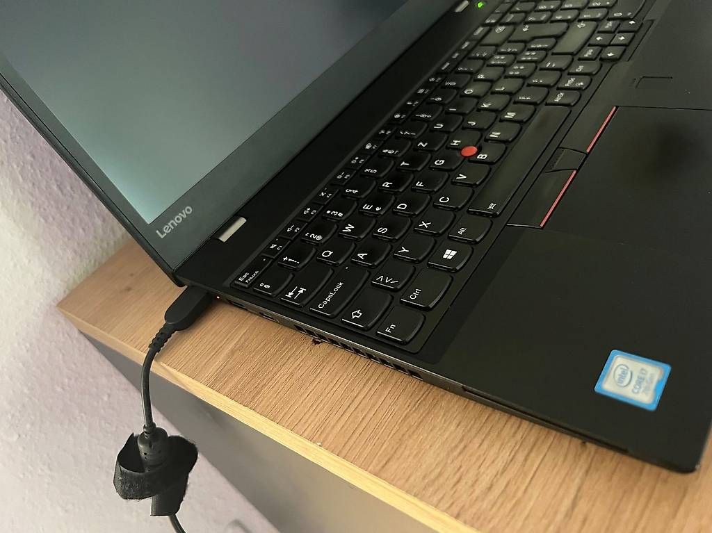 Lenovo Notebook: Laptop Lenovo ThinkPad T570 – Usato da Les Vieux-Prés venduto da Harfang91 2