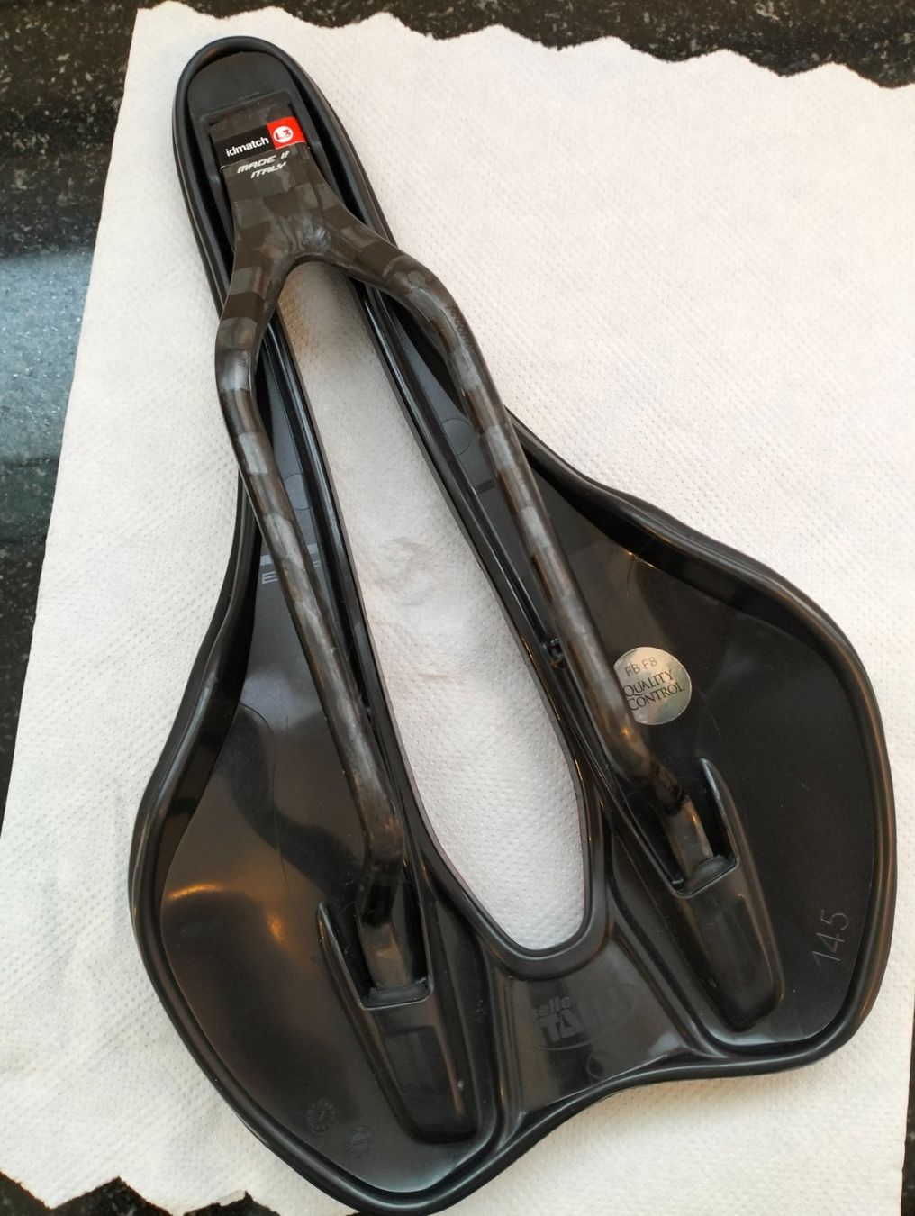 Selle Italia Pezzi di ricambio: Selle Italia SLR Boost Kit Carbonio Superflow (133g) – Usato da Uster venduto da KarlZH 8