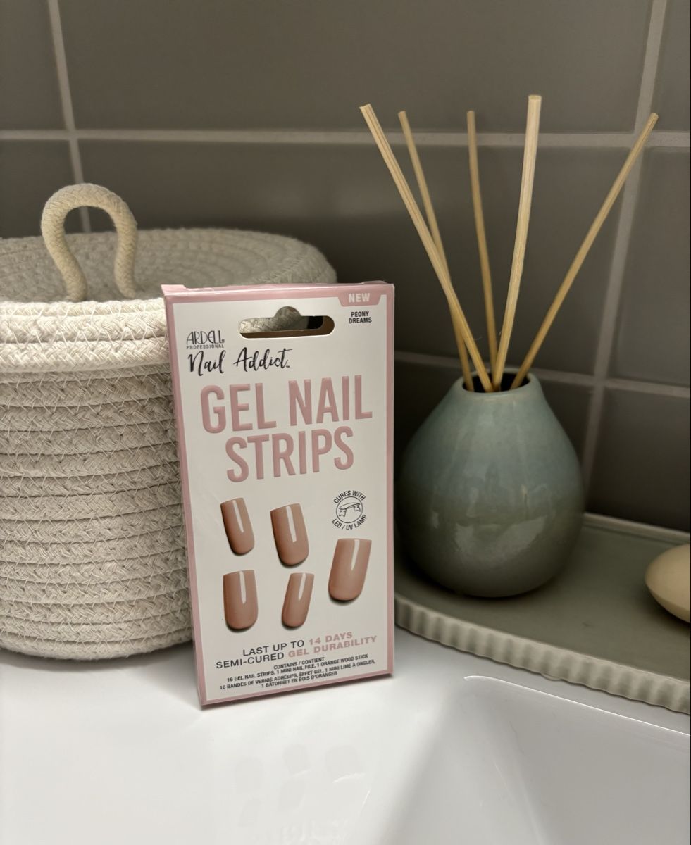 Künstliche Fingernägel: Ardell Gel Nail Strips – Neu (gemäss Beschreibung) aus Winterthur von leimaj