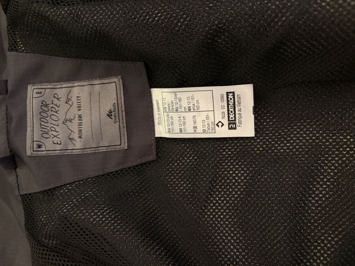 Decathlon Vestes: Hardshell Quechua Regenjacke Gr. S / 151-160 – Neuf (Voir description) à Thalwil par Counterdude 7