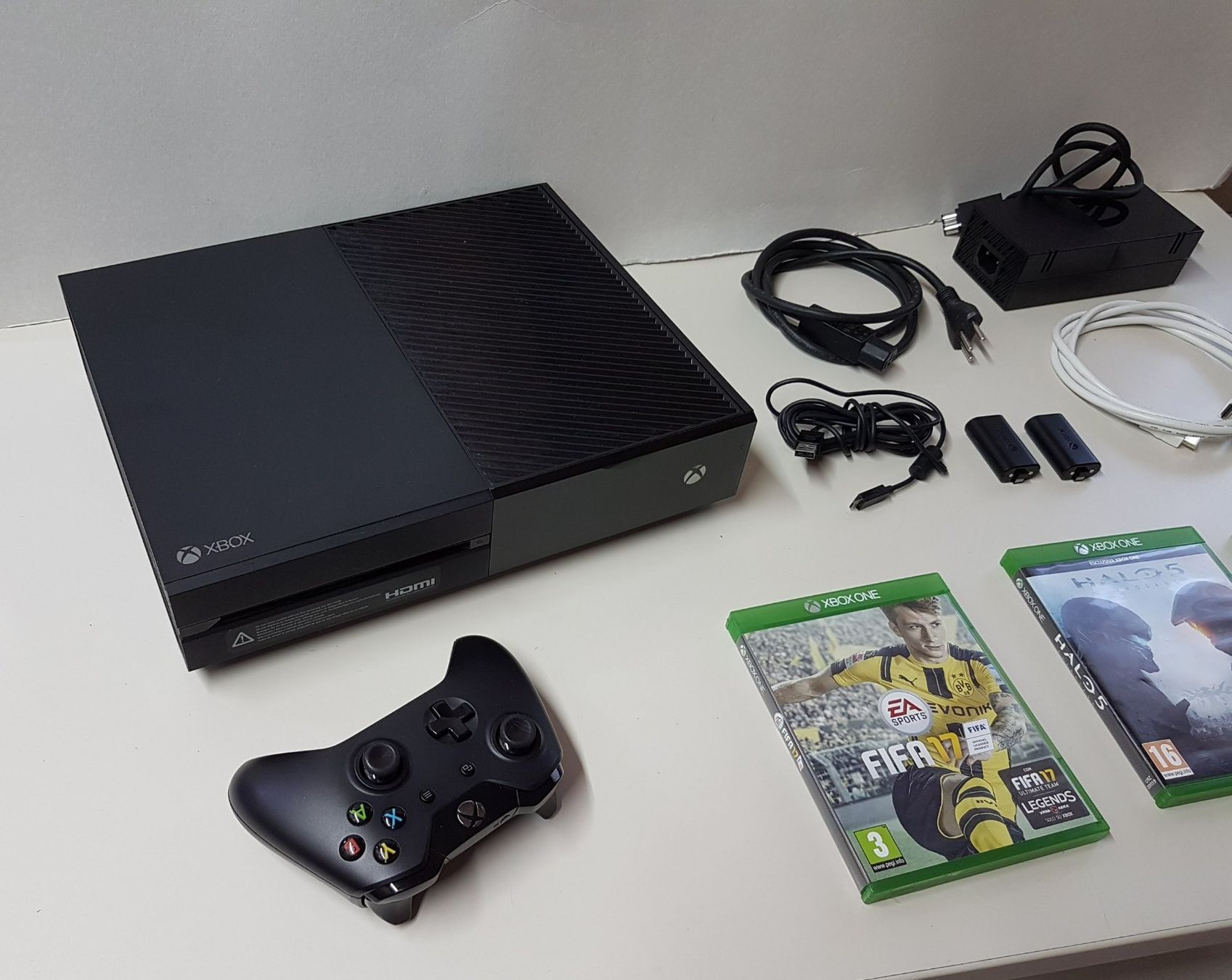 Microsoft Konsolen: 😎Xbox One Konsole mit Spiele – Gebraucht aus Schüpfheim von Games_Spielkonsolen 2