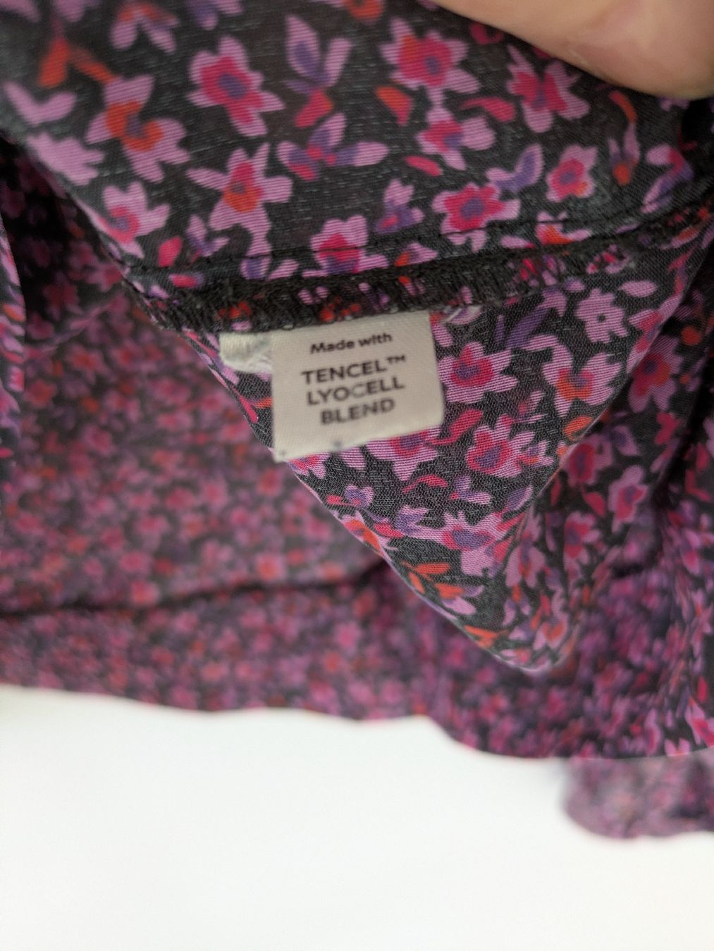 Blusen: Lindex Bluse, Grösse XL, Blumenmuster – Gebraucht aus Rorschach von olg_5qq2 5