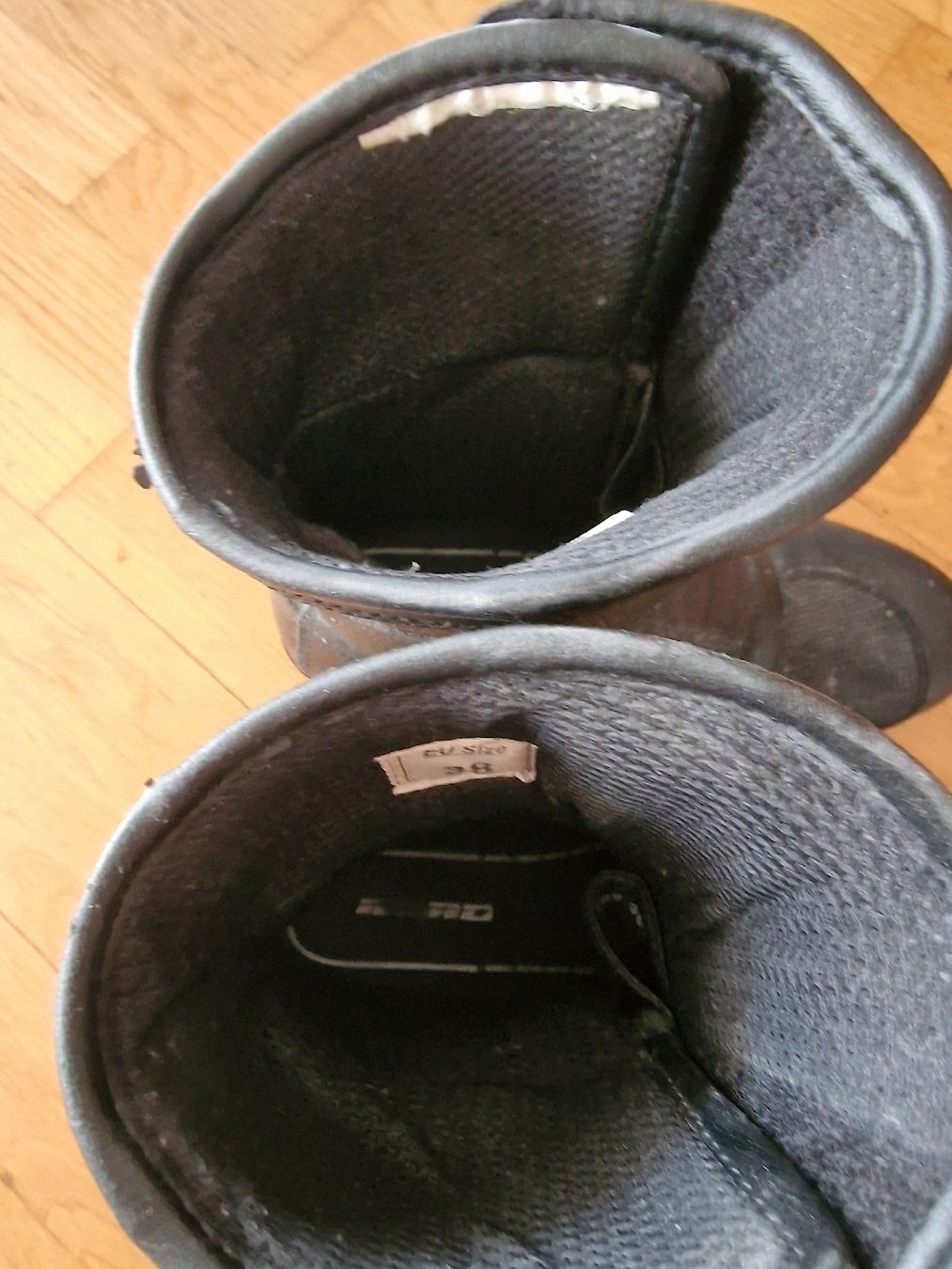 Scarpe da uomo: Motorradstiefel Gr. 38 – Usato da Gunzgen venduto da superdancer67 4