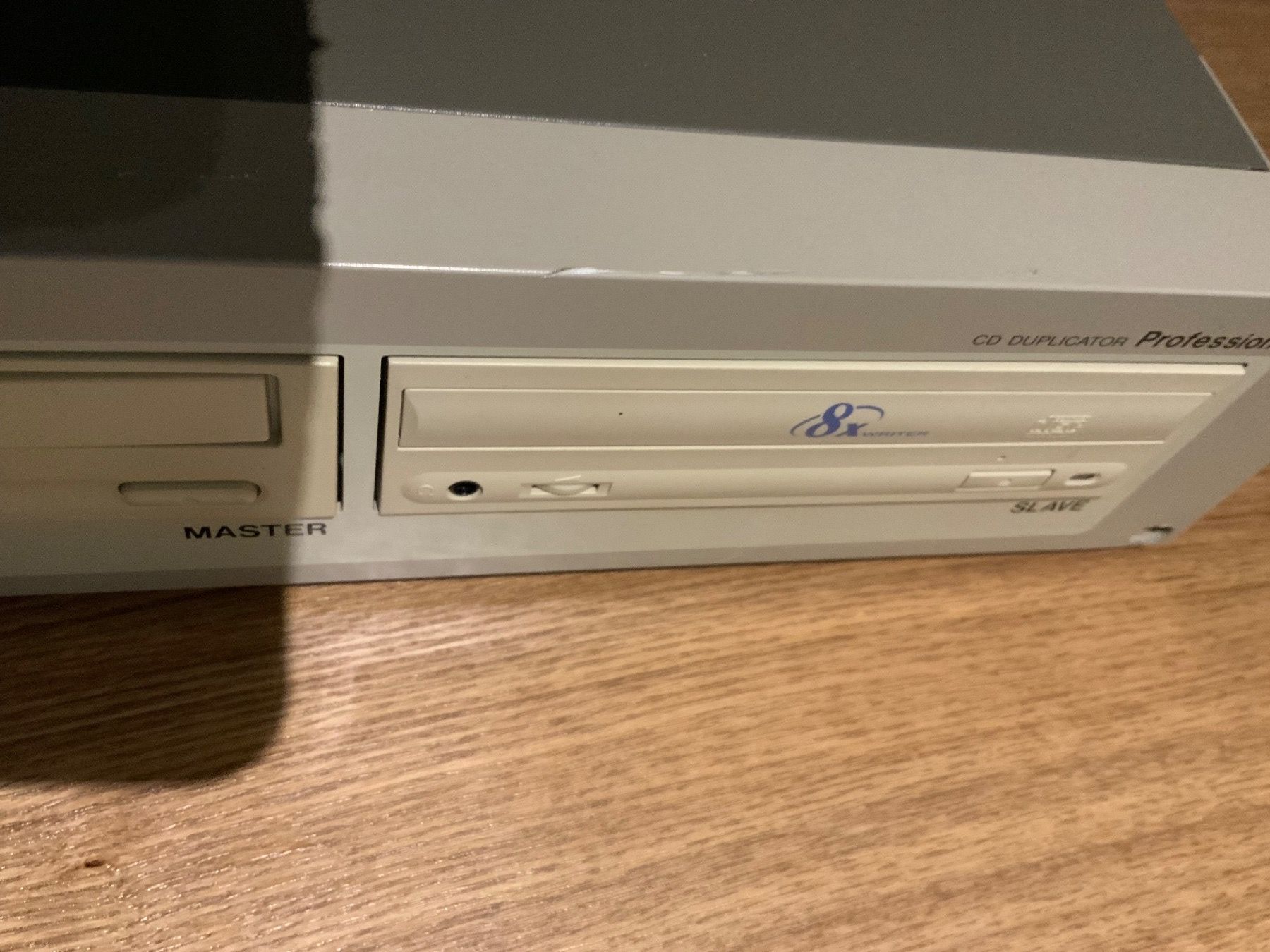 Tascam Aufnahmegeräte: Tascam CD-D4000 MK II – Gebraucht aus Buchs LU von  5