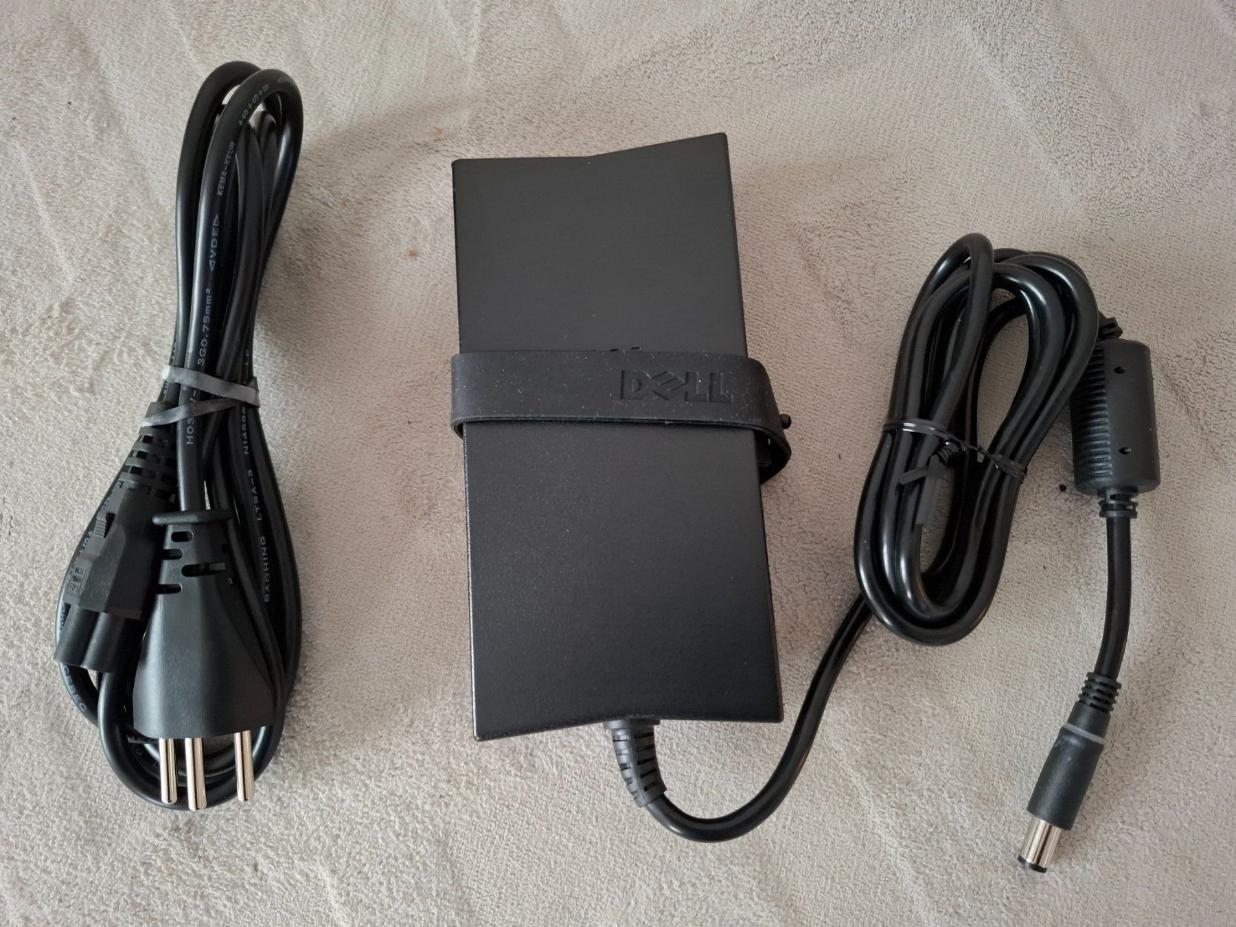 Dell Caricabatterie: Dell Netzteil 130W inkl. CH Netzkabel – Nuovo (secondo la descrizione) da Magden venduto da SelHas