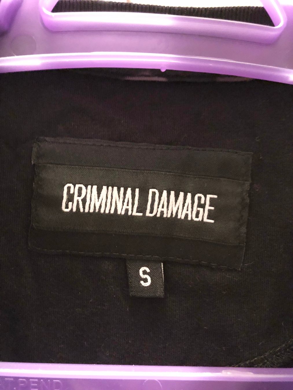 T-Shirts: T-Shirt Grösse S - Marke CRIMINAL DAMAGE – Gebraucht aus Glattbrugg von Ariel012 2