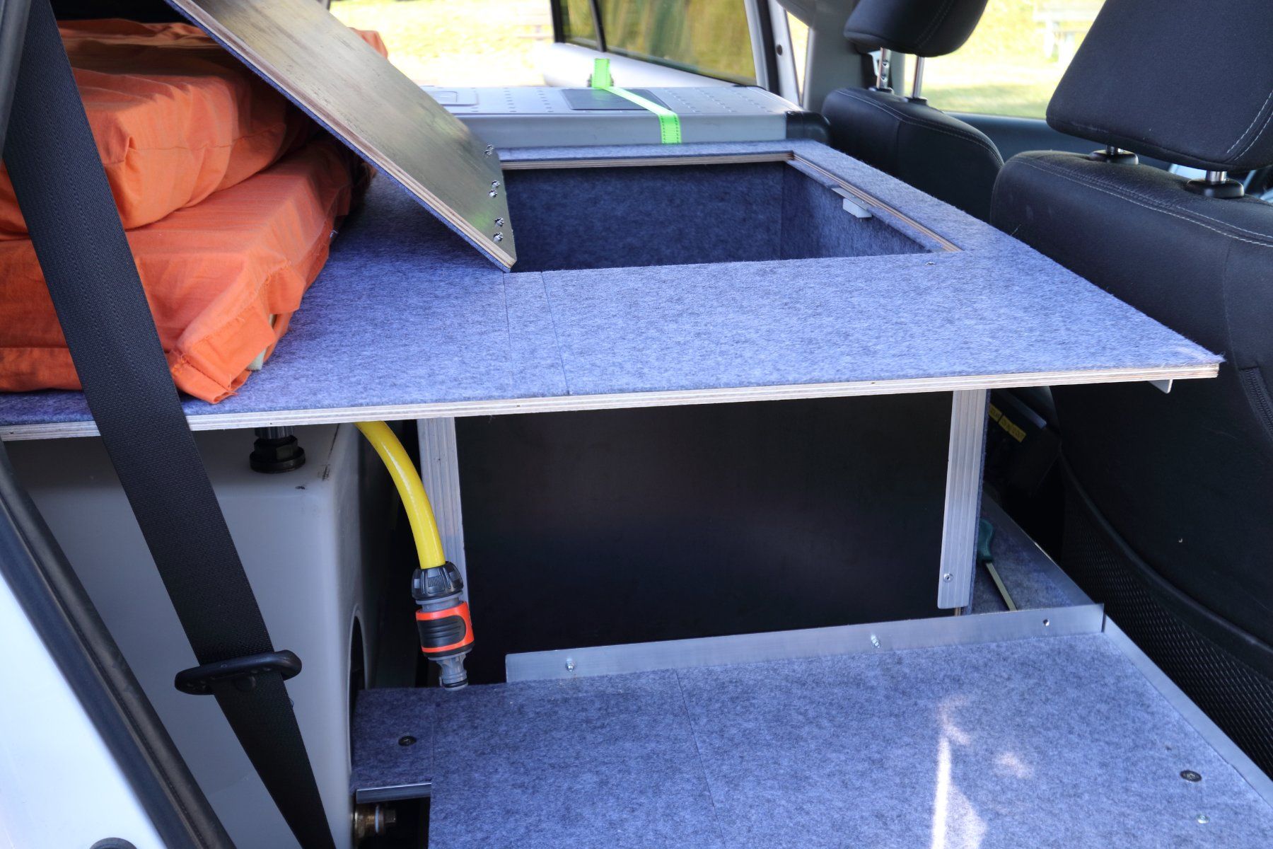 Toyota Véhicules de camping: Landcruiser 2.8TD Comfort Automatic – D'occasion à Menziken par rief60 9