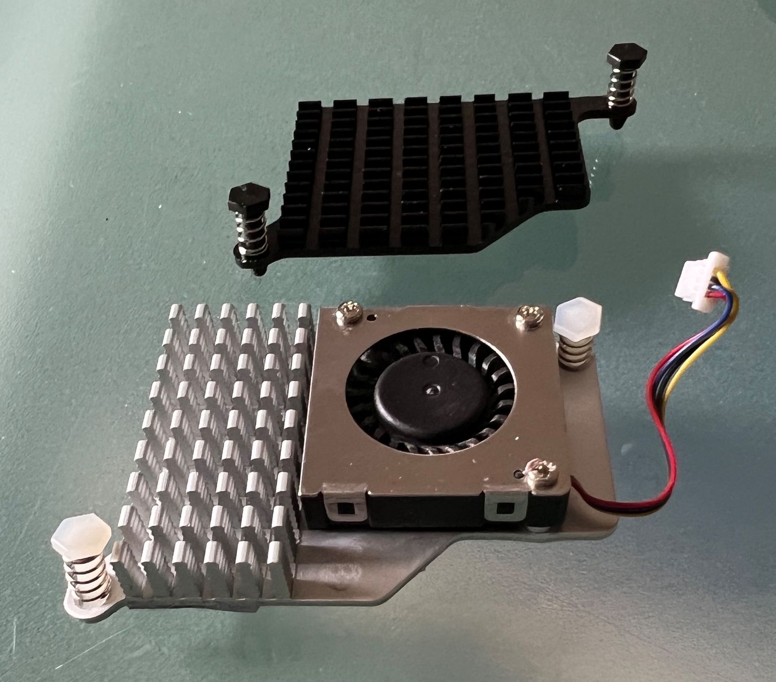 Raspberry Pi Componenti elettronici: 2 Kühler für Raspberry Pi 5 – Usato da Brunnen venduto da Bonitoman 1