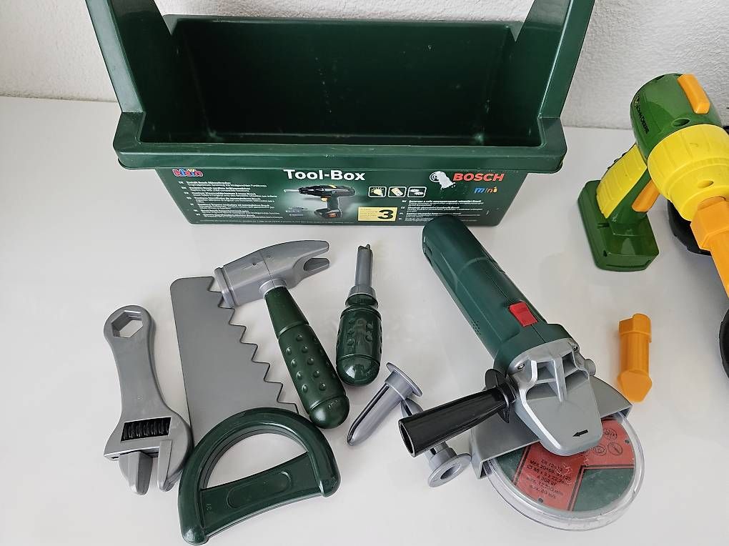 Trattori: Traktor John Deer, Werkzeug Box, Zirkusbuch – Usato da Neukirch (Egnach) venduto da Bonita6 4