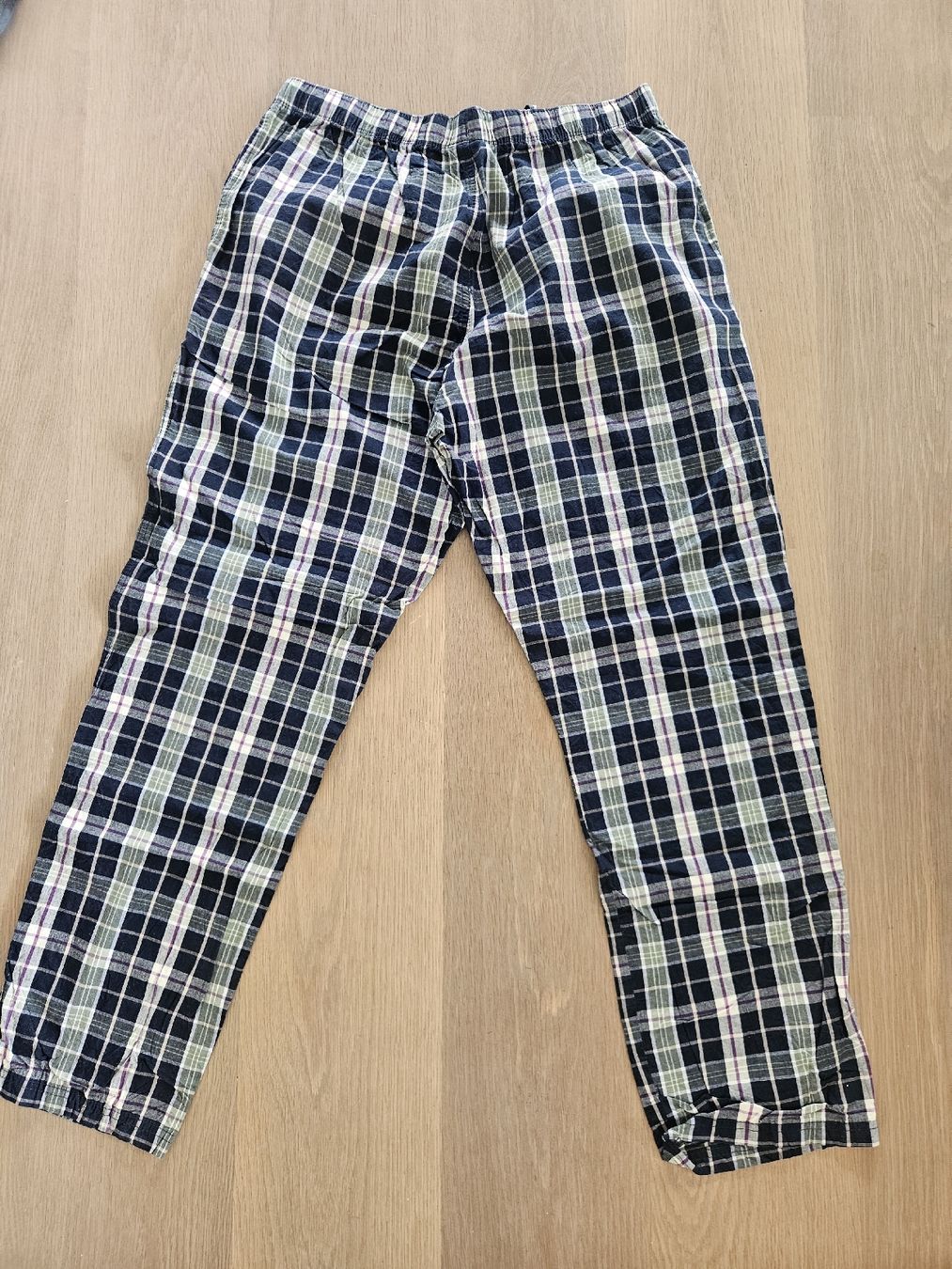 H&M Pyjamas: Pyjama Hose kariert Grösse L – D'occasion à Rüschlikon par zzz1234 2