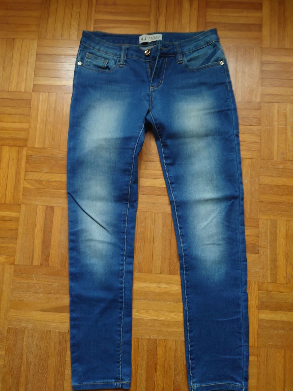 Jeans: Armani Jeans – Nuovo (secondo la descrizione) da Savosa venduto da Puffola