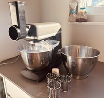 Küchenmaschine Electrolux mit Zusatz