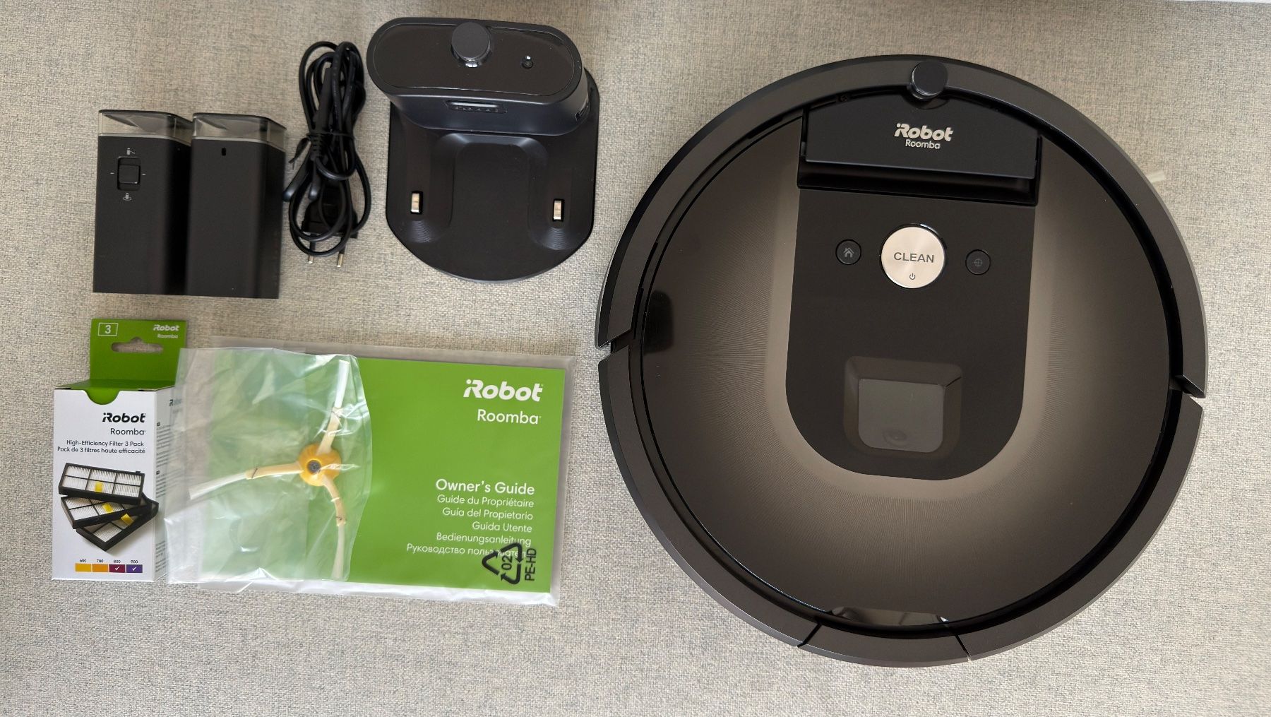Irobot Aspirapolveri & Accessori: iRobot Roomba 980 - Excellent condition - with Extras – Usato da Thalwil venduto da PinkPanther12