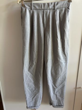 Hose grau Bershka Gr. M