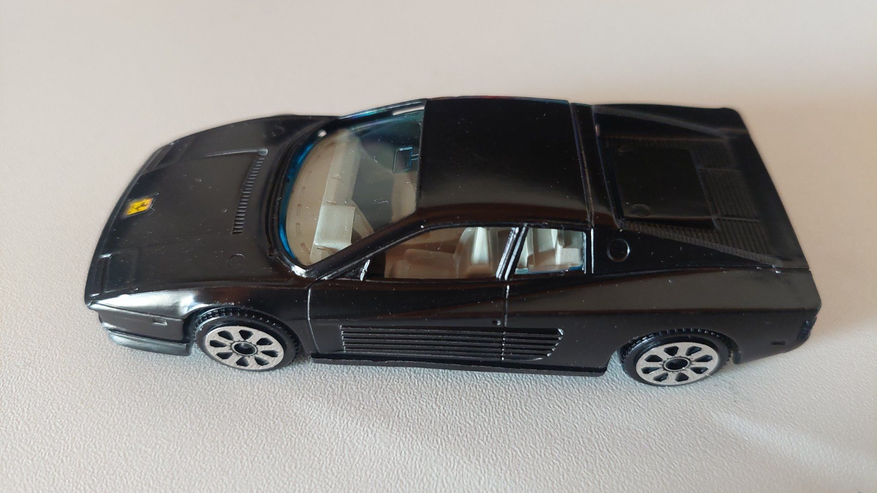 Bburago Modellini d'auto: Burago Ferrari Testarossa 1/43, schwarz – Nuovo (secondo la descrizione) da Erlinsbach venduto da pfunky 1
