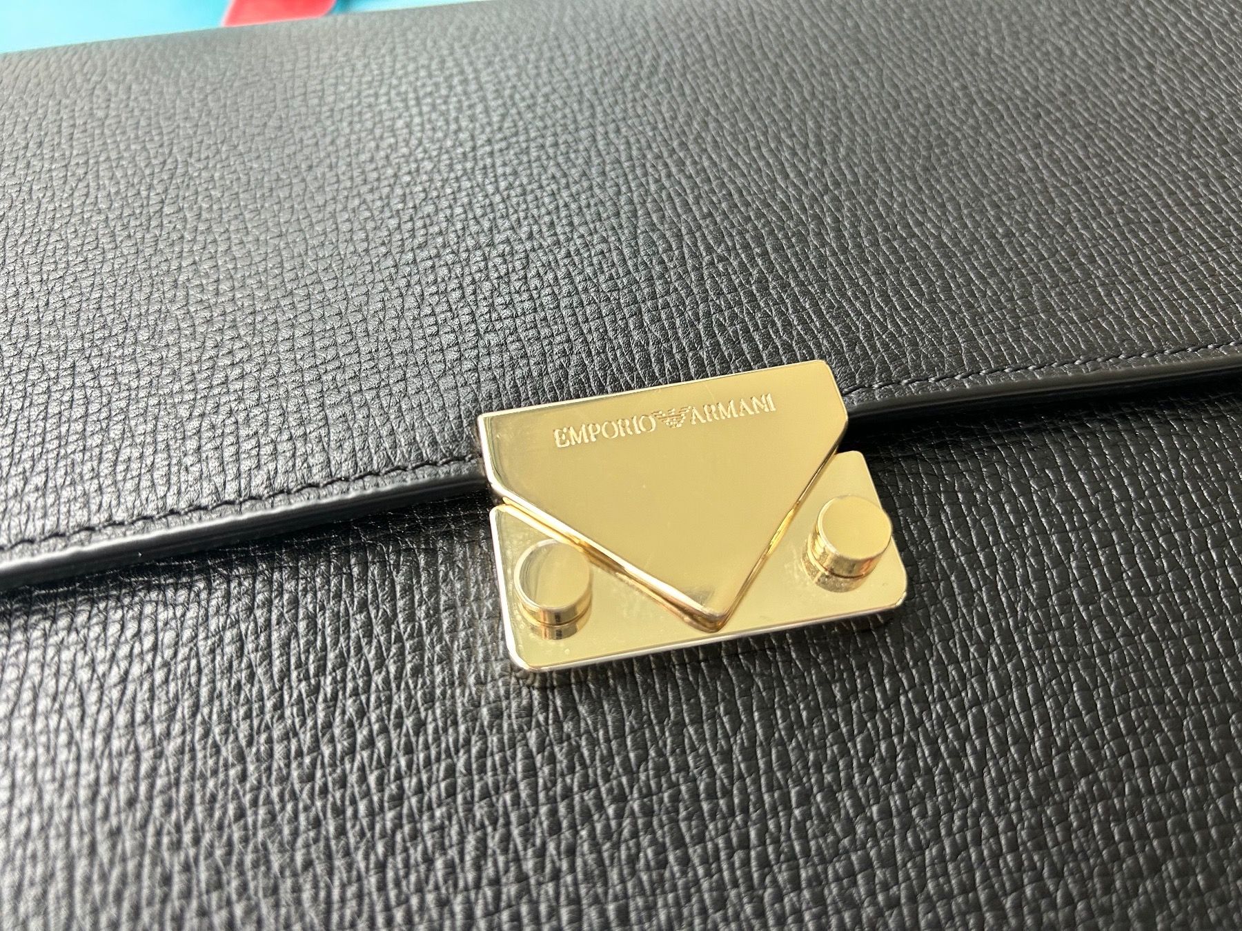 Armani Taschen für Damen: Emporio Armani leather handbag – Gebraucht aus Zürich von nat_k 4