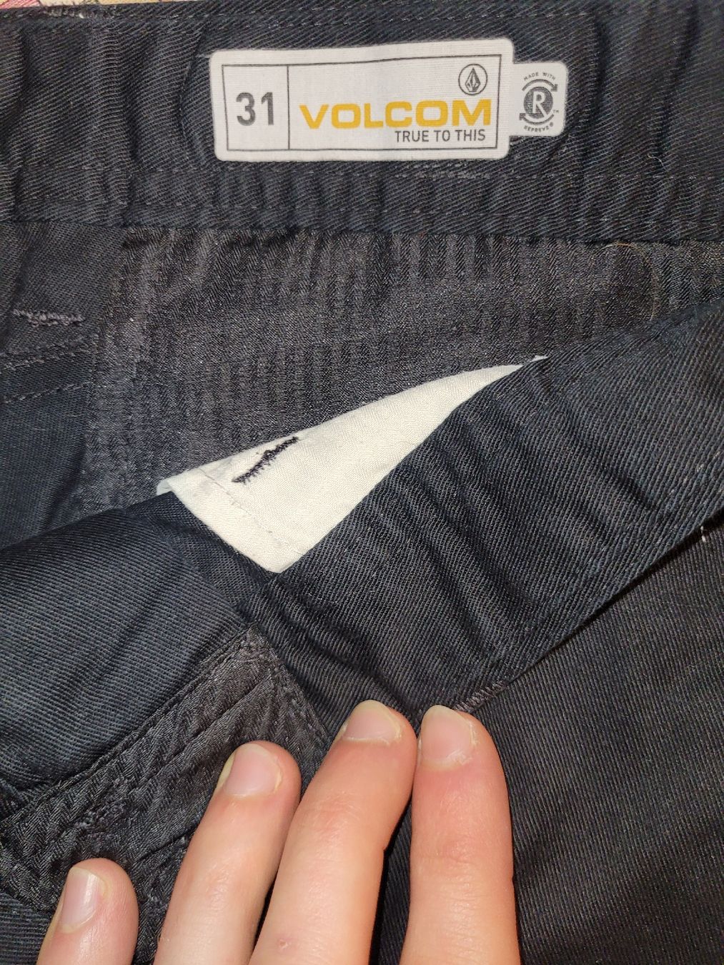 Volcom Hosen: Volcom Shorts, Gr. 31 – Gebraucht aus Zürich von mer_6tqg 2
