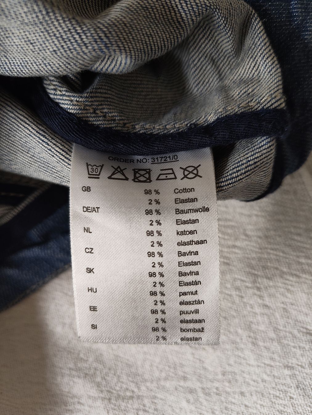 Gilet & Giacche senza maniche: Y2K denim vest – Usato da Zürich venduto da jac_qw7q 5