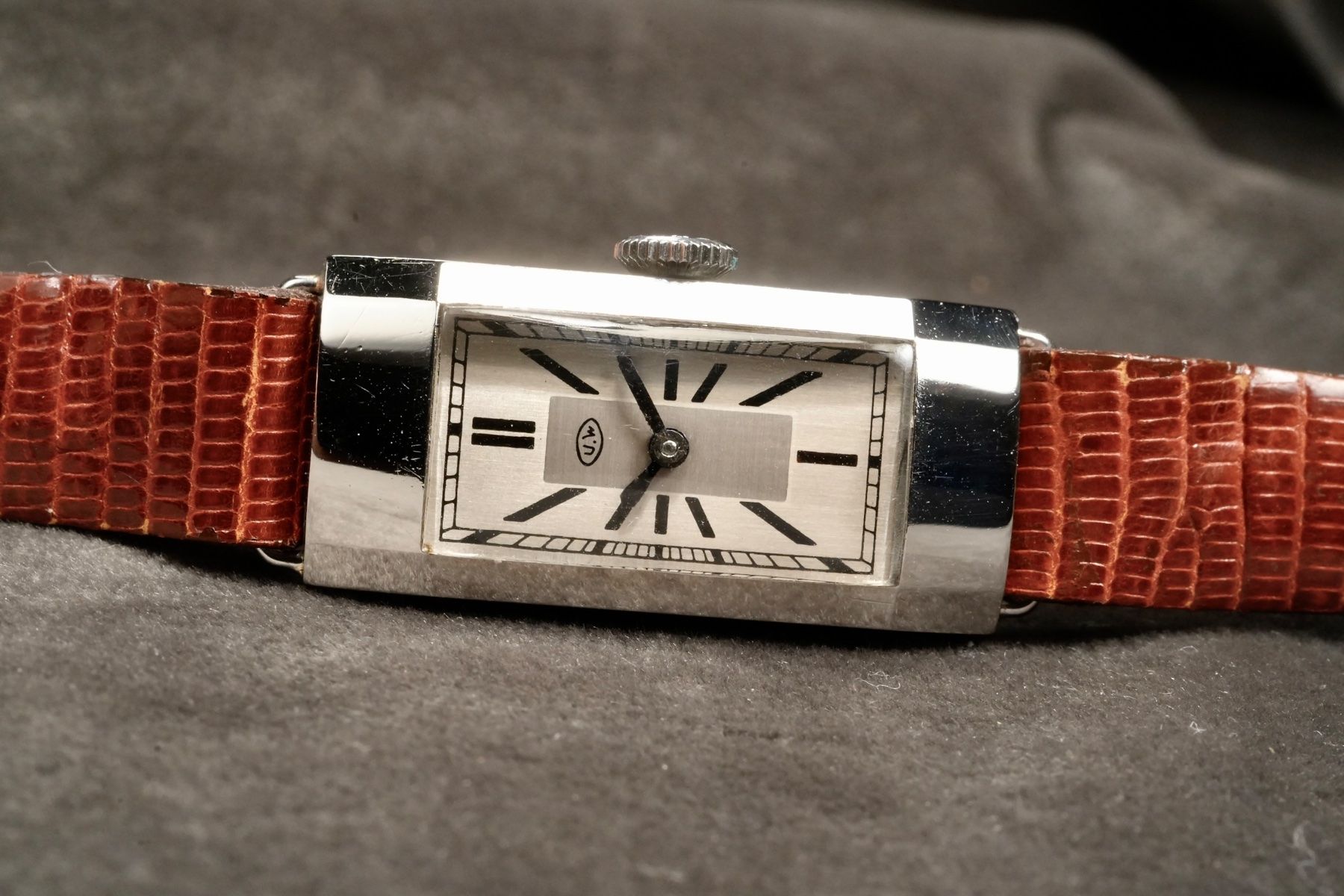 Universal Genève Orologi: Universal Watch - Tank Rectangular Art-Deco Lady Steel Watch – Usato da Morcote venduto da chronoservice 9