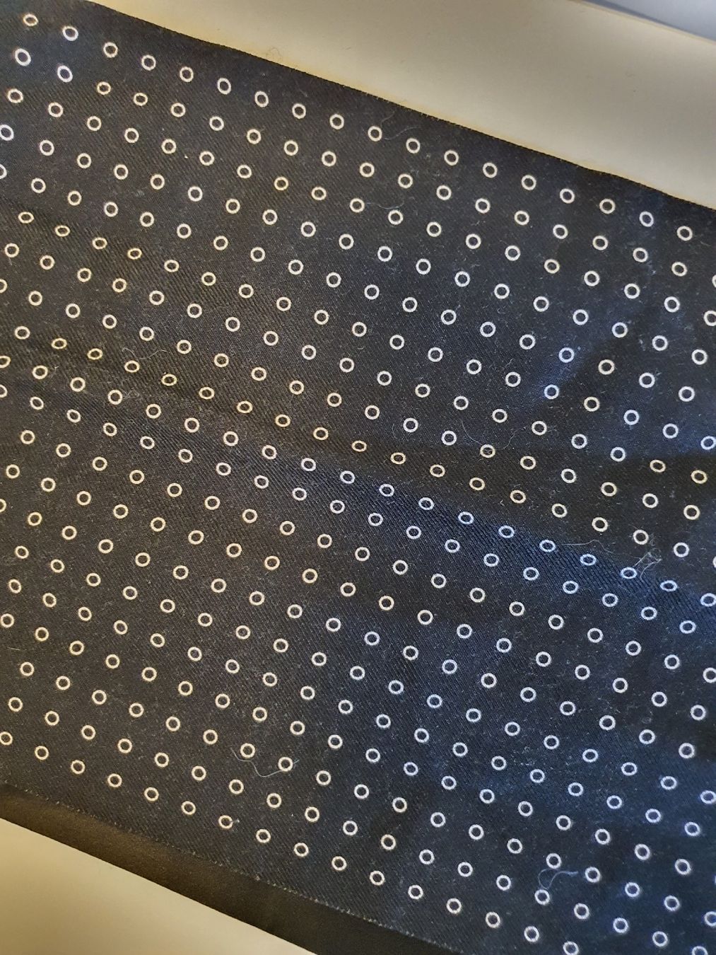 Foulards, Tücher & Schals: Tom Ford Scarf, Black with White Dot Pattern, Unisex – Neu (gemäss Beschreibung) aus Genève von gvokiii 1