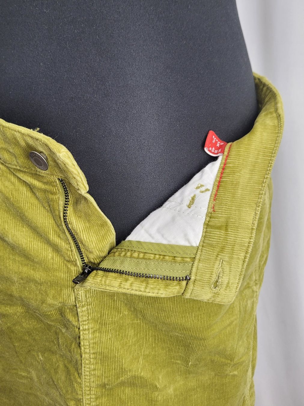 Esprit Röcke: ESPRIT - Jupe vert Velour M – Gebraucht aus Lausanne von PlusValue_Lausanne 3