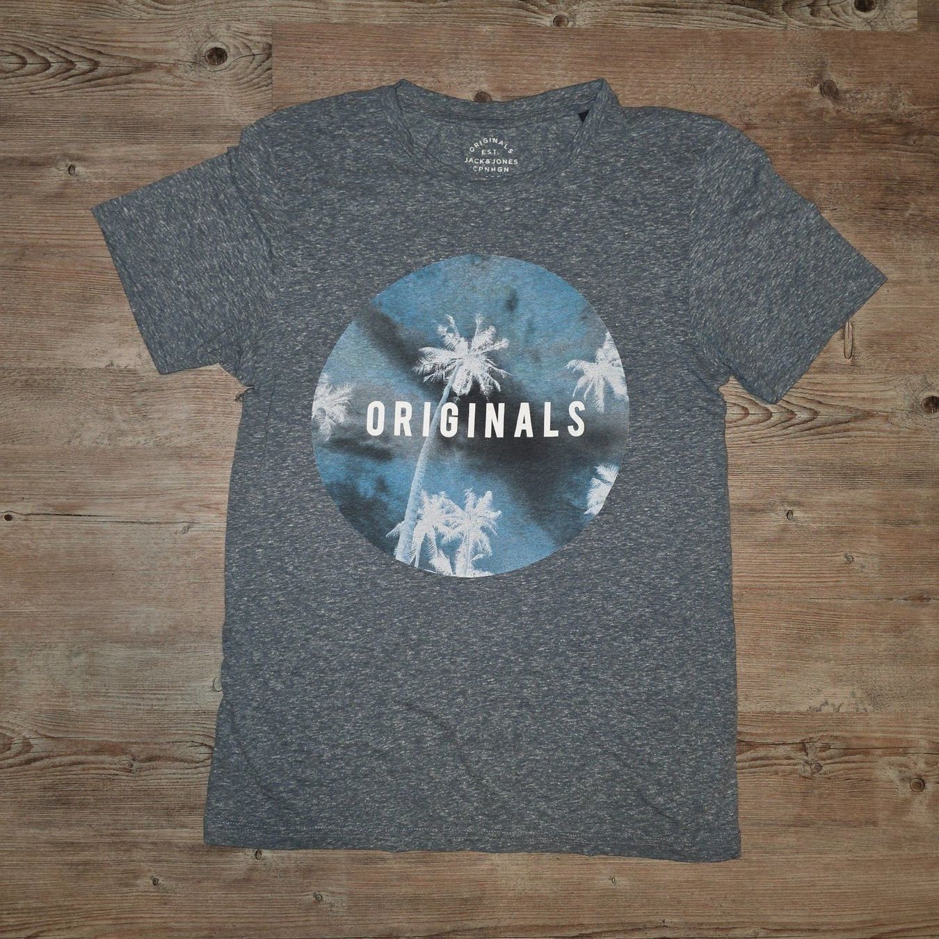 Jack & Jones T-shirts: T-Shirt – D'occasion à Porrentruy par Nos_petites_affaires