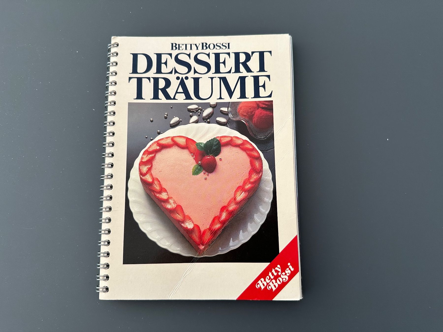 Libri: Kochbuch BETTY BOSSI: Dessert Träume – Usato da Münsingen venduto da Sternsaphir64