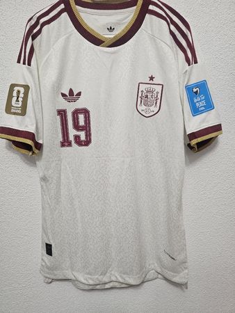 Spanien Spielertrikot WM 26