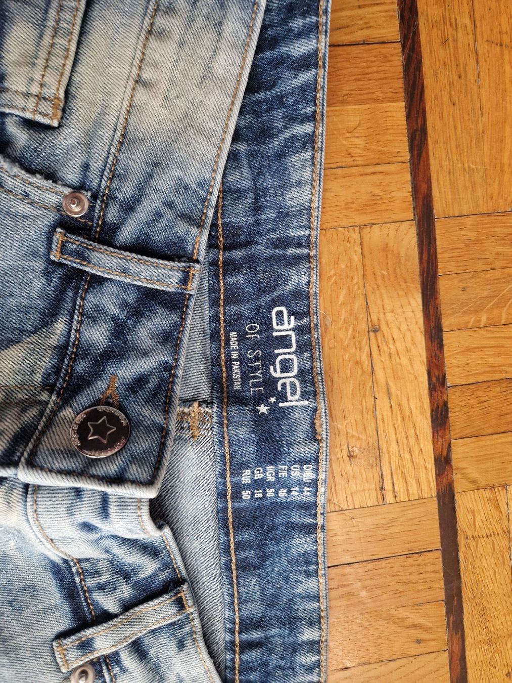 Jeans: Pantalon jeans taille 44 – Nuovo (secondo la descrizione) da Morges venduto da gos_zg9l 1