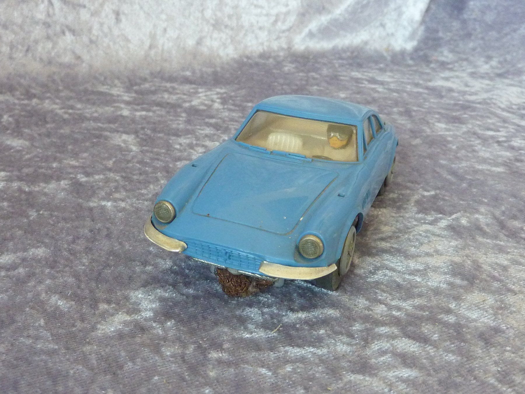 Piste: Ferrari 365 GT 2+2 Stabocar 1:32 – Difettoso da Dürrenäsch venduto da modellautos4you 1
