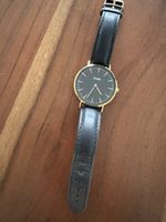 Cluse Uhr schwarz