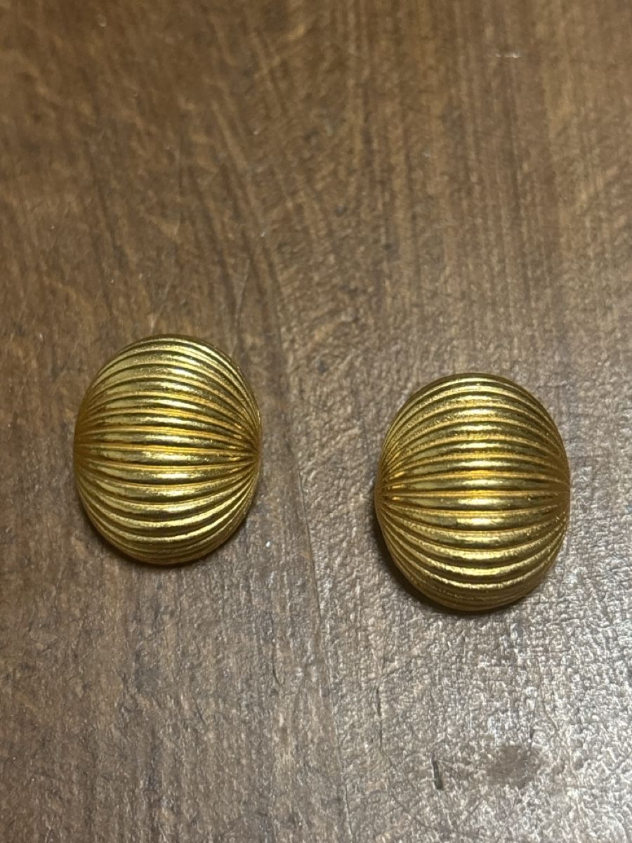 Orecchini pendenti & Orecchini a lobo: Eleganti orecchini vintage – Usato da Giubiasco venduto da cri_mzc6