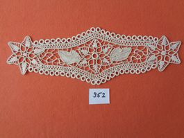 Makramee - Handarbeit – Untersetzer 48 cm. x 17 cm.