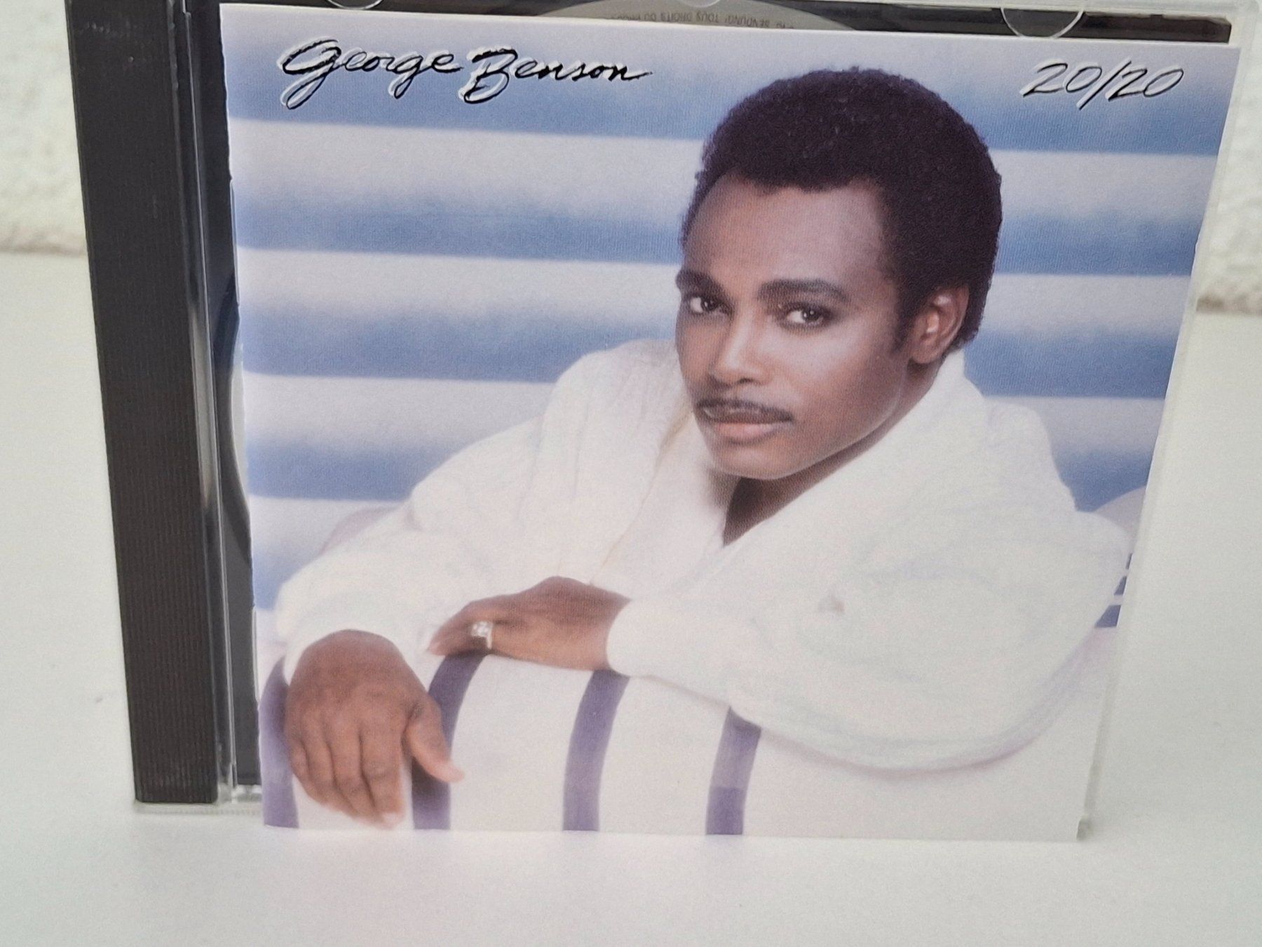 CD: CD George Benson CD 20/20 – Usato da Aarberg venduto da Jackup1
