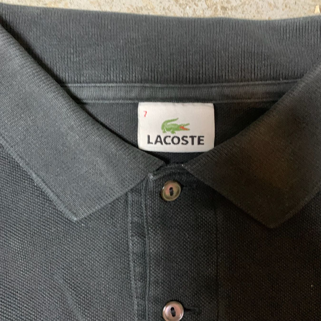Polo-Shirts: Schwarzes Lacoste Polo XL – Gebraucht aus St. Gallen von ale_7yby 1