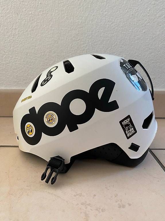 Helme: Skihelm, Gr. M – Gebraucht aus Rupperswil von Jojokem