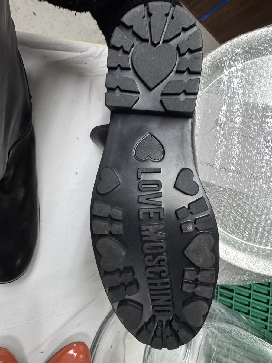Moschino Scarpe da donna: Love Moschino Stiefel Grösse 37 – Nuovo e nell'imballaggio originale da Münchenstein venduto da mimi93 1