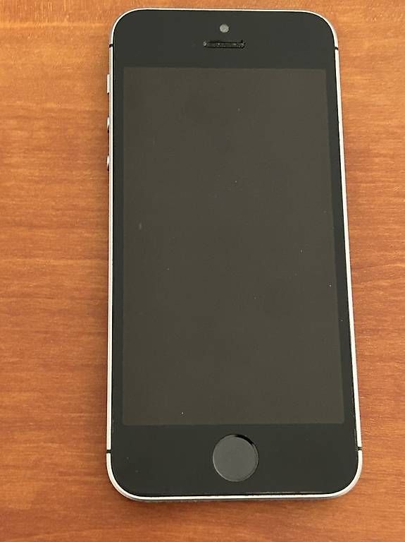 Apple Handys / Smartphones: iPhone SE (2016), Model A1723 – Gebraucht aus Basel von SanLwin 2