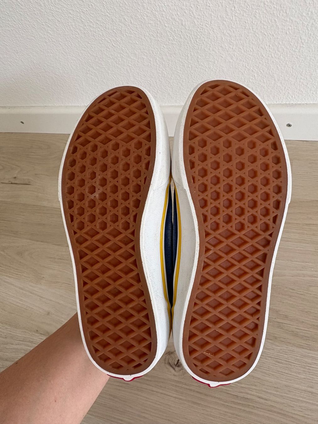 Vans Scarpe per ragazzi: Vans gr 34.5 – Usato da Egg b. Zürich venduto da dalanna 4
